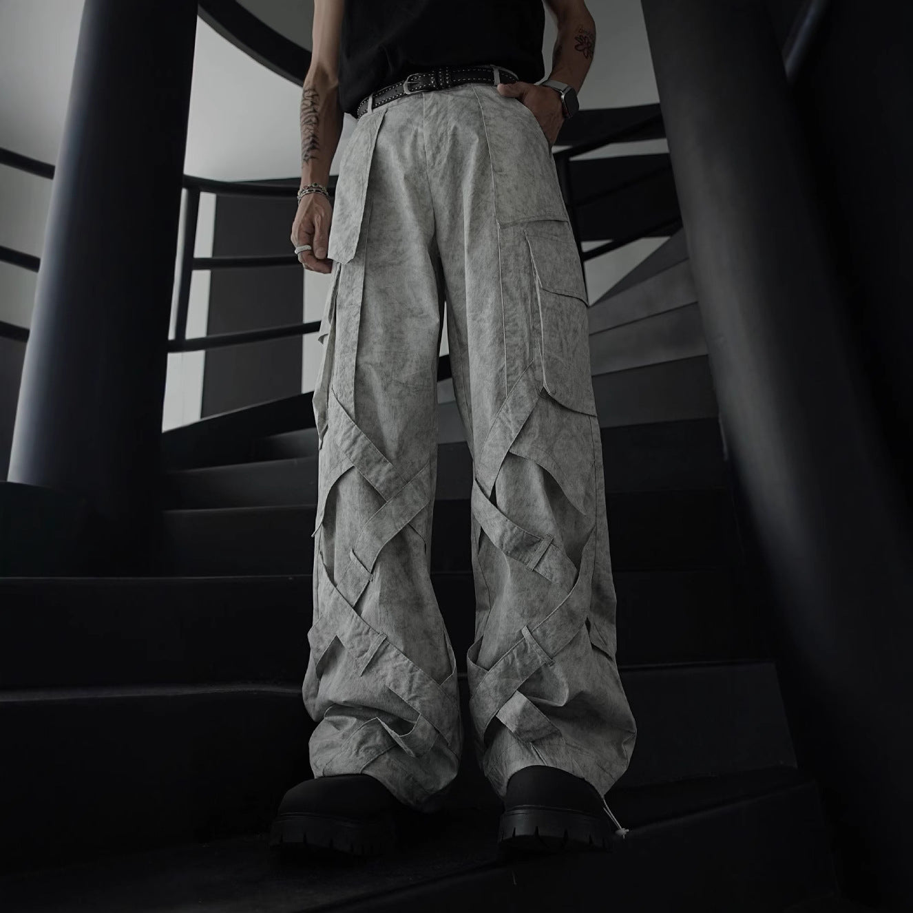 Layered Wide-Leg Cargo Pants in Washed Gray