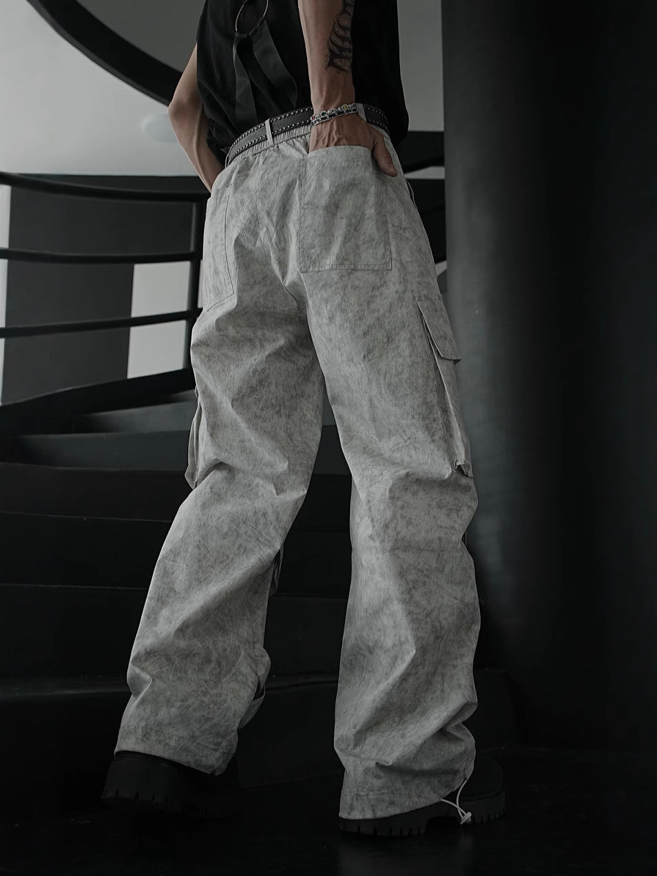 Layered Wide-Leg Cargo Pants in Washed Gray