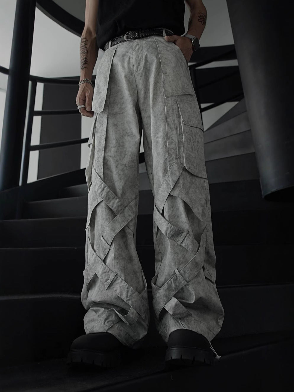 Layered Wide-Leg Cargo Pants in Washed Gray